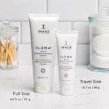 ILUMA™ Intense Brightening Exfoliating Cleanser Image Skincare Reisegröße Travel size