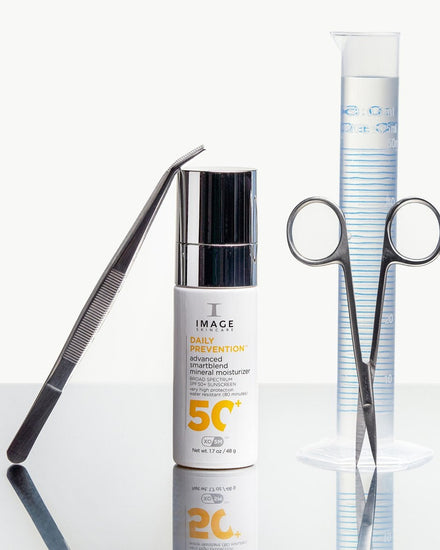 Daily Prevention Advanced Smartblend Mineral Moisturizer SPF 50+