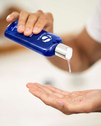 iS Clinical Cleansing Complex